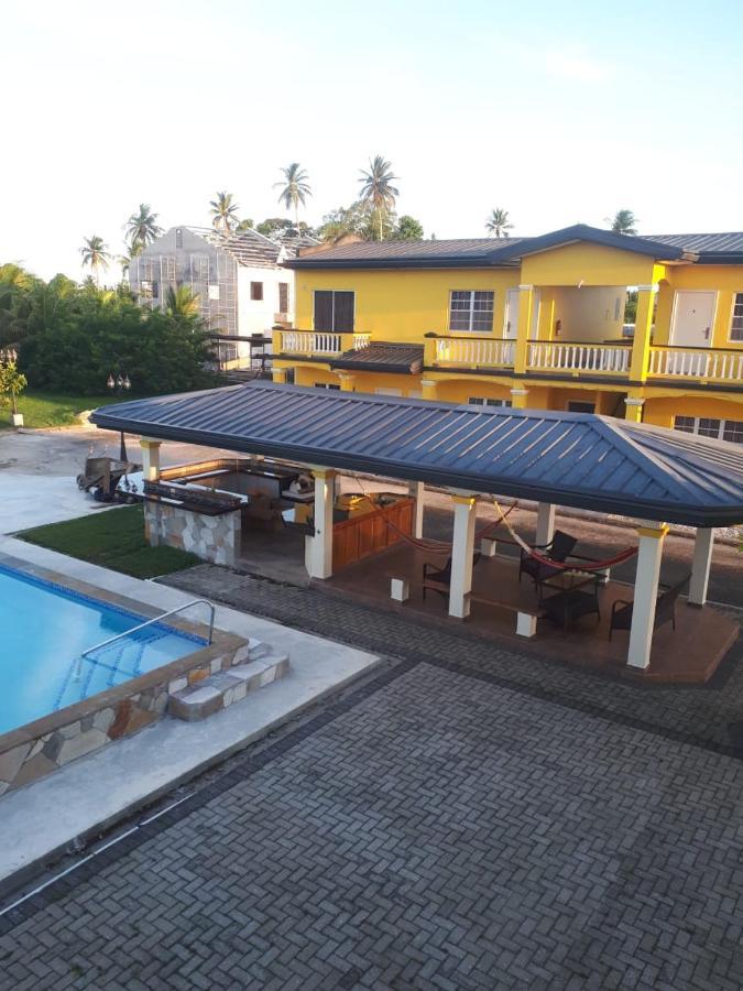 Piarco Village Suites Extérieur photo