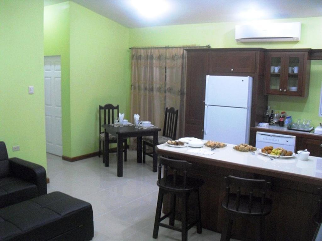 Piarco Village Suites Extérieur photo