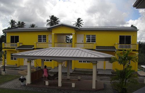 Piarco Village Suites Extérieur photo