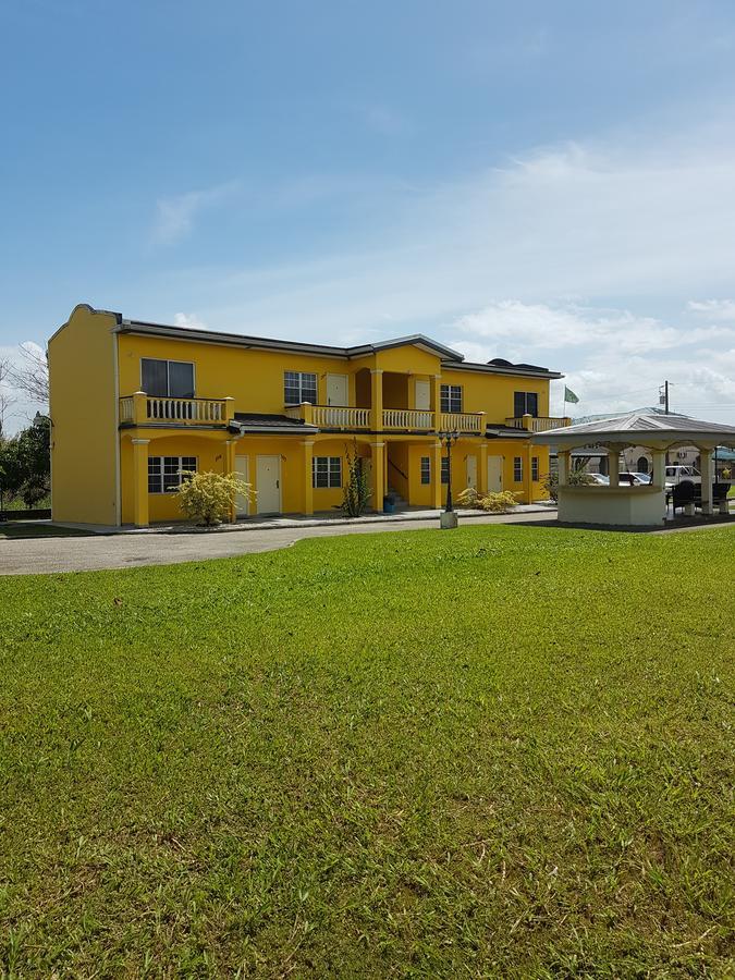 Piarco Village Suites Extérieur photo