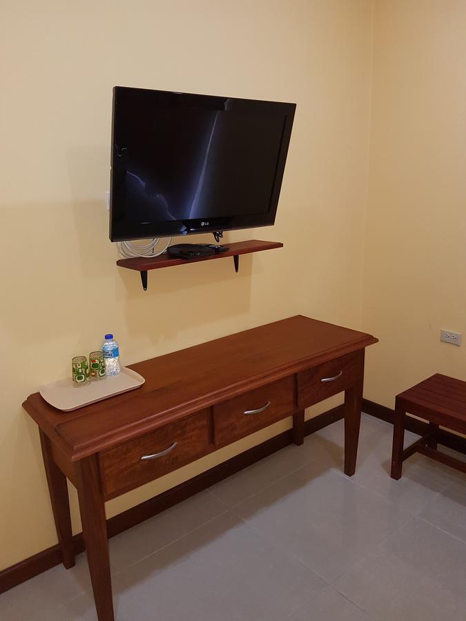 Piarco Village Suites Extérieur photo