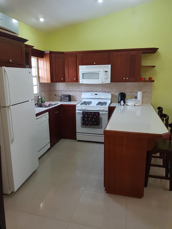 Piarco Village Suites Extérieur photo